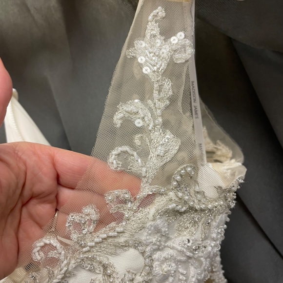 Madison James wedding dress - Picture 13 of 13